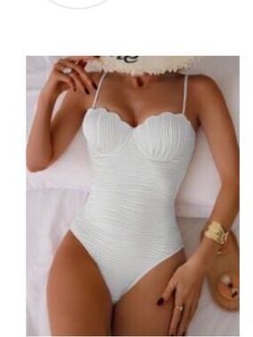White Ribbed One-Piece Swimsuit with Sweetheart Bust